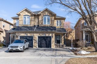 Semi-Detached House for Sale, 5675 Raleigh St, Mississauga, ON