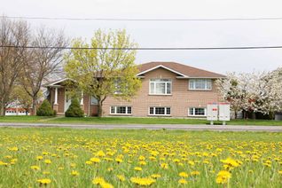 Detached House for Sale, 352 Bridge St W, Belleville, ON
