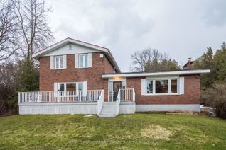 Detached House for Sale, 1692 North Big Island Rd, Prince Edward County, ON
