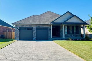 House for Sale, 2118 Lockwood Cres, Strathroy-Caradoc, ON