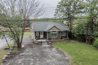 Detached House for Sale, 16 Shay Rd, Huntsville, ON