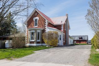 Detached House for Sale, 132 King St, Kawartha Lakes, ON
