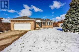 Bungalow for Sale, 12 6th Street Close, Hanover, ON
