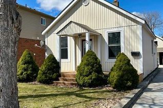 Detached House for Sale, 72 Henry St, Barrie, ON