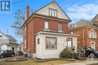 House for Sale, 41 Russell Street E, Smiths Falls, ON