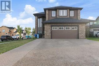 House for Sale, 100 Macrae Place, Fort McMurray, AB