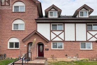 Townhouse for Sale, 85 Irwin Rd #39, Toronto, ON