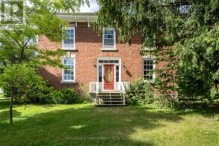 Detached House for Sale, 374 Bloomfield Main St, Prince Edward County, ON