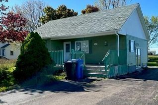 Detached House for Sale, 369 St-Pierre Est, Caraquet, NB