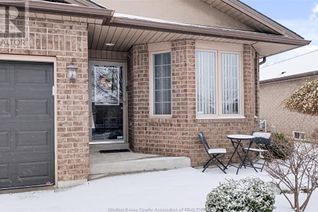 Semi-Detached House for Sale, 1647 Luxury, Windsor, ON