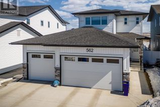 Property for Sale, 562 Burgess Crescent, Saskatoon, SK