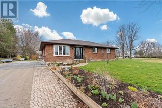 Detached House for Sale, 33977 Queen Street, Zurich, ON