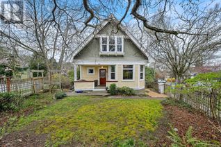 House for Sale, 1702 Belmont Ave, Victoria, BC