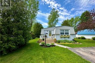 Detached House for Sale, 299 Glen Abbey Court, Grand Bend, ON