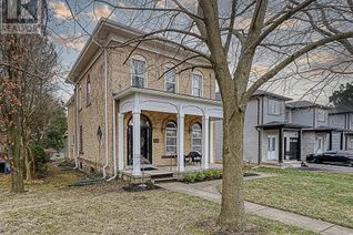 Detached House for Sale, 126 King Street E, Ingersoll, ON