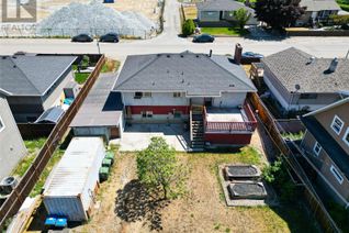 Detached House for Sale, 2220 Burnett Street, Kelowna, BC