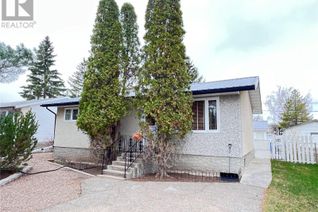 Bungalow for Sale, 107 Griffin Street, Maple Creek, SK