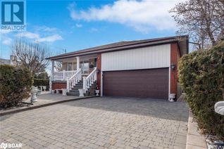 Detached House for Sale, 89 Crestwood Road, Vaughan, ON