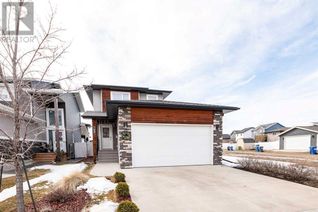 Detached House for Sale, 160 Lindman Avenue, Red Deer, AB