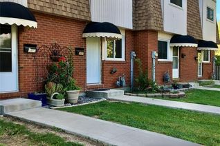 Freehold Townhouse for Sale, 5494 Lassaline, Windsor, ON