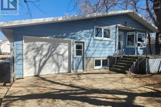 Bungalow for Sale, 513 Beckwell Avenue, Radville, SK