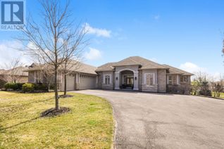 Detached House for Sale, 1318 6th Concession Rd W, Hamilton, ON