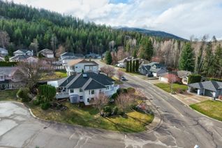 House for Sale, 3344 Southridge Drive, Castlegar, BC