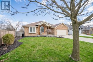 Detached House for Sale, 63 Parkview Court, Chatham, ON