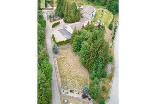Detached House for Sale, 1406 Huckleberry Drive, Sorrento, BC