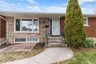 Detached House for Rent, 1 Champa Drive, St. Catharines, ON