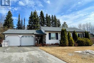 Bungalow for Sale, 7 Swallow Dr, Manitouwadge, ON