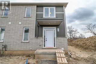 Townhouse for Sale, 121a Moffatt Street Unit# 17, St. Catharines, ON