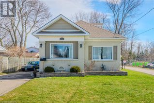 Detached House for Sale, 136 Woolwich Street, Kitchener, ON