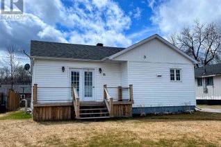 Detached House for Sale, 16 Falcon Ave, Manitouwadge, ON