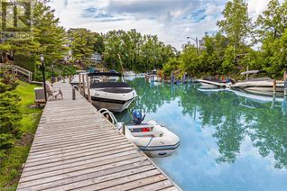 Condo Townhouse for Sale, 40 Ontario Street S Unit# 16, Grand Bend, ON
