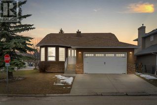 Detached House for Sale, 300 Lakeside Greens Crescent, Chestermere, AB