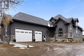 Detached House for Sale, 799 First Avenue, Pilot Butte, SK