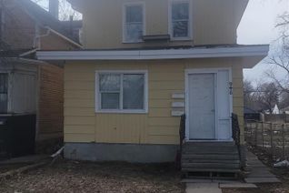 Detached House for Sale, 948 Garnet Street, Regina, SK