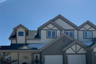 Property for Sale, Eagleview Villa, Elk Ridge, SK