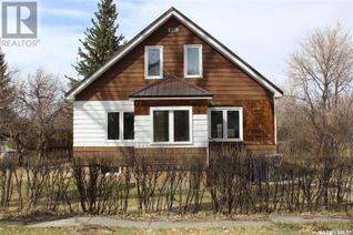 House for Sale, 631 Front Street, Eastend, SK