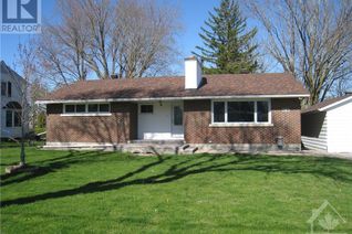 Detached House for Sale, 703 Prescott Street, Kemptville, ON