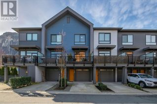 Townhouse for Sale, 1386 Marinaside Place, Squamish, BC