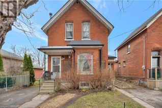 Detached House for Sale, 102 Grand River Avenue, Brantford, ON