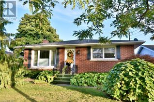 Bungalow for Sale, 8 Henry Street, Niagara-on-the-Lake, ON