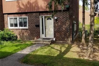 Condo Townhouse for Rent, 121 University Avenue Unit# 108, Waterloo, ON