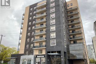 Condo Apartment for Sale, 8 Hickory Street W Unit# 204, Waterloo, ON