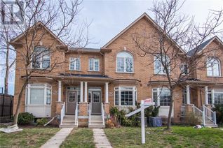Townhouse for Sale, 110 Highland Road E Unit# 2, Kitchener, ON
