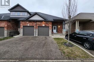 Condo Townhouse for Sale, 211 Rachel Cres #B, Kitchener, ON