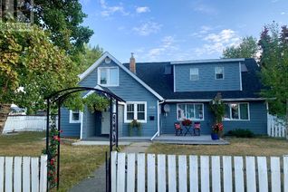 Detached House for Sale, 1528 102nd Avenue, Dawson Creek, BC