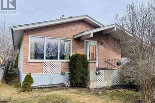 Detached House for Sale, 28 Penfold St, Thunder Bay, ON